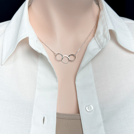 30th Birthday Necklace, 3 Rings for 3 Decades Necklace, Sterling Silver Three Circle Necklace, Best Friend Birthday Gift, Sister Birthday