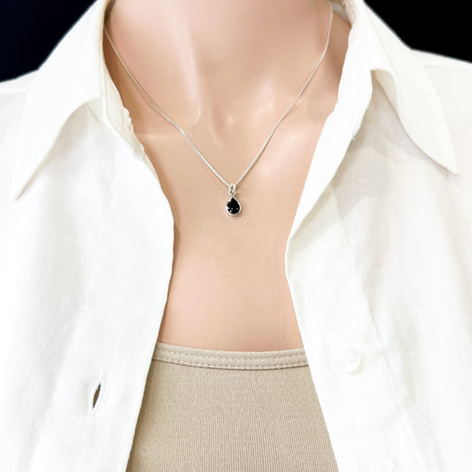 Tiny and Dainty Sterling Silver Black Onyx Drop Necklace for Women, Black Onyx Pendant Necklace, Girlfriend Wife Gift, Layering Necklace