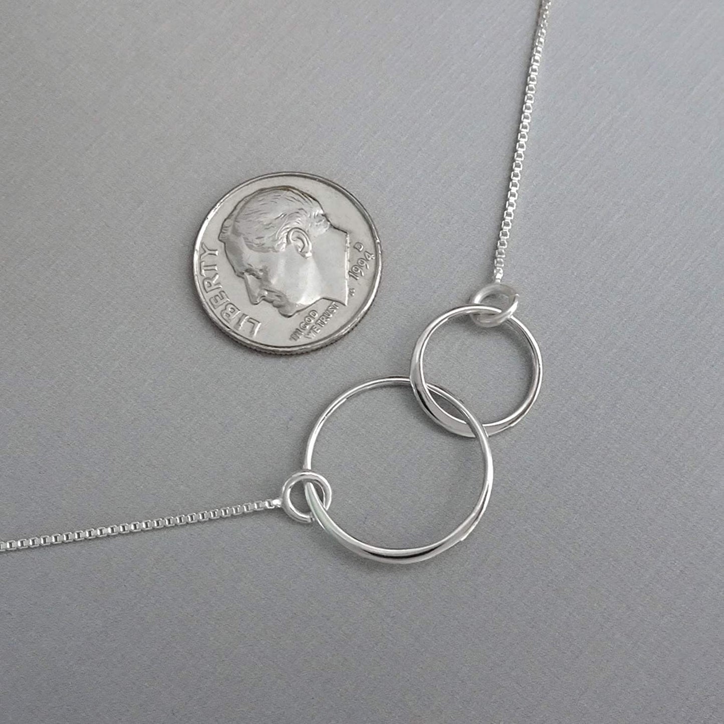 Unbiological Sister Gift, Sterling Silver Two Ring Necklace, 2 Circles Necklace, Best Friend Birthday Gift, Sister Necklace, Stepsister Gift