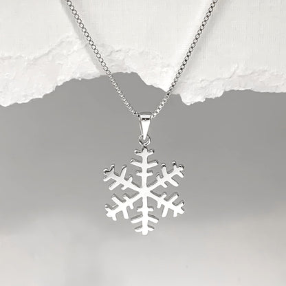 Sterling Silver Snowflake Necklace for Women, Winter Wedding Bridesmaid Necklace, Christmas Gift Necklace, Daughter Wife Girlfriend Best Friend Gift Necklace