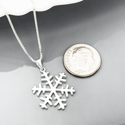 Sterling Silver Snowflake Necklace for Women, Winter Wedding Bridesmaid Necklace, Christmas Gift Necklace, Daughter Wife Girlfriend Best Friend Gift Necklace