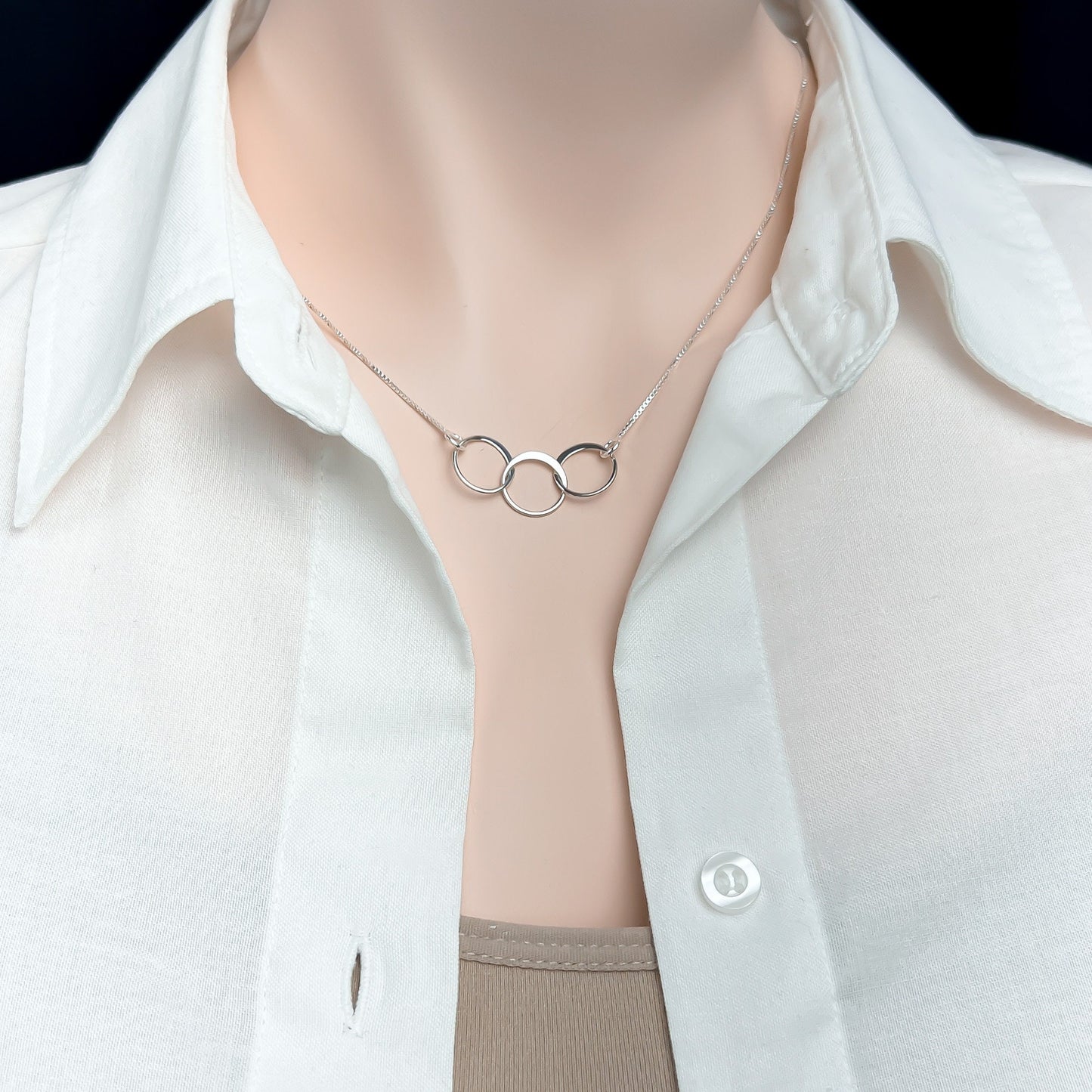 30th Birthday Necklace, 3 Rings for 3 Decades Necklace, Sterling Silver Three Circle Necklace, Best Friend Birthday Gift, Sister Birthday