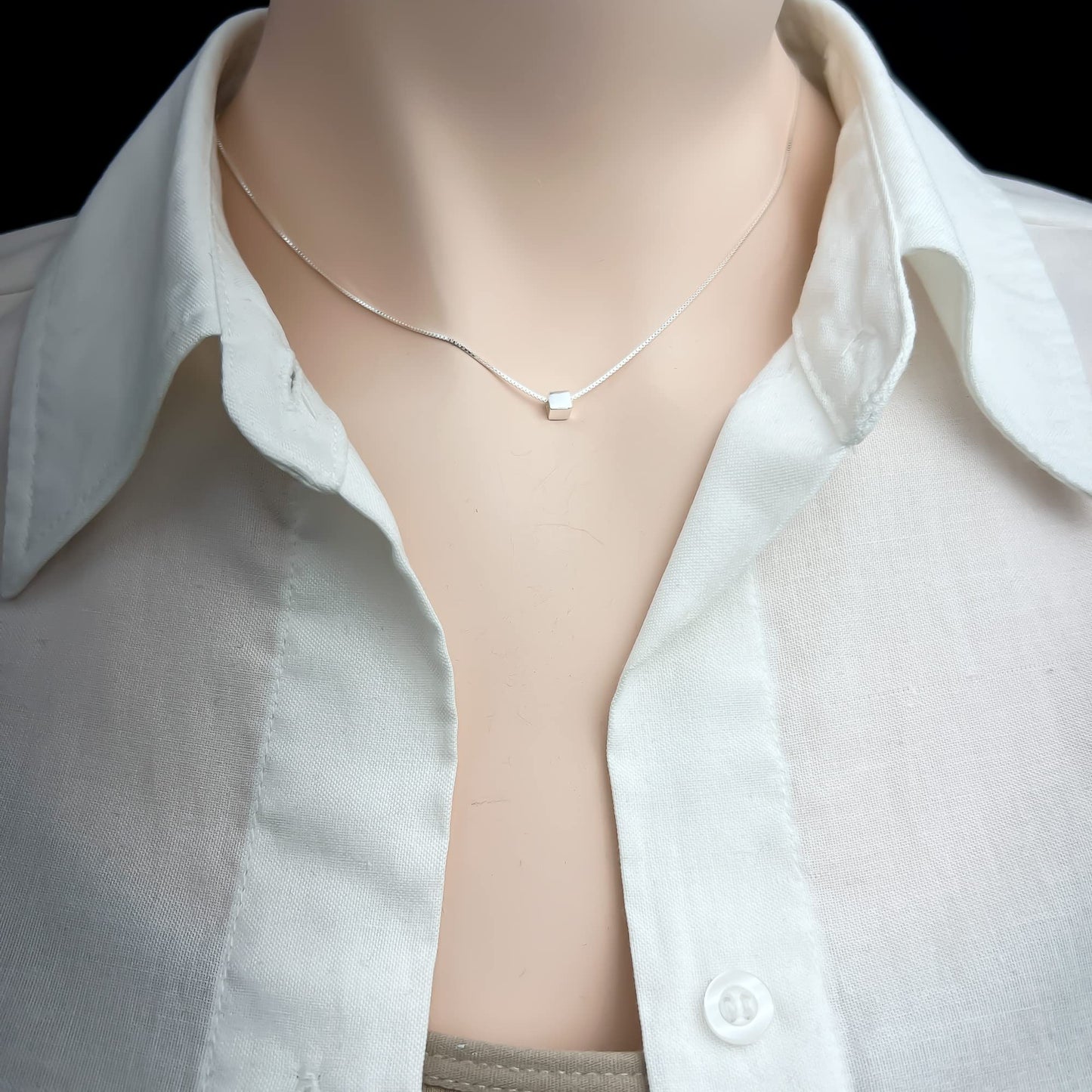 Very Tiny Delicate and Dainty Sterling Silver Cube Choker Necklace, Cube Layering Necklace for Women, Dainty Minimalist Necklace