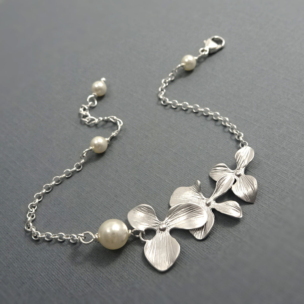 Orchid and Pearl Bracelet