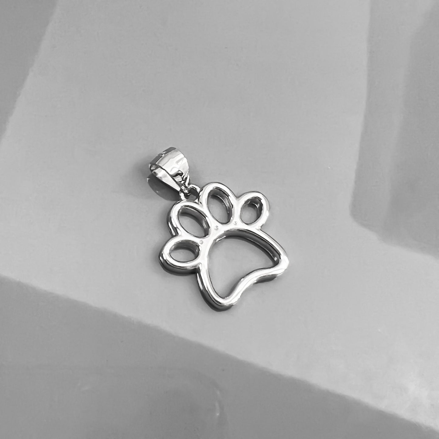 Sterling Silver Dog Paw Pendant, 17mm